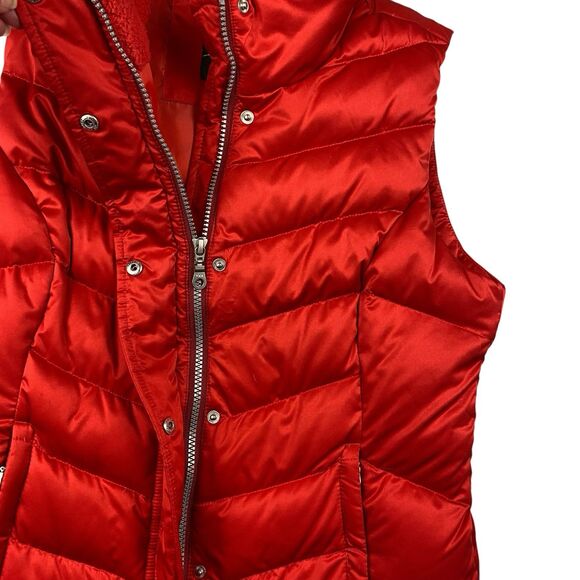 Eddie Bauer Women's M Red 550 Down Vest EB550 Puffer Goose Fill Outdoor Hiking - Picture 5 of 12